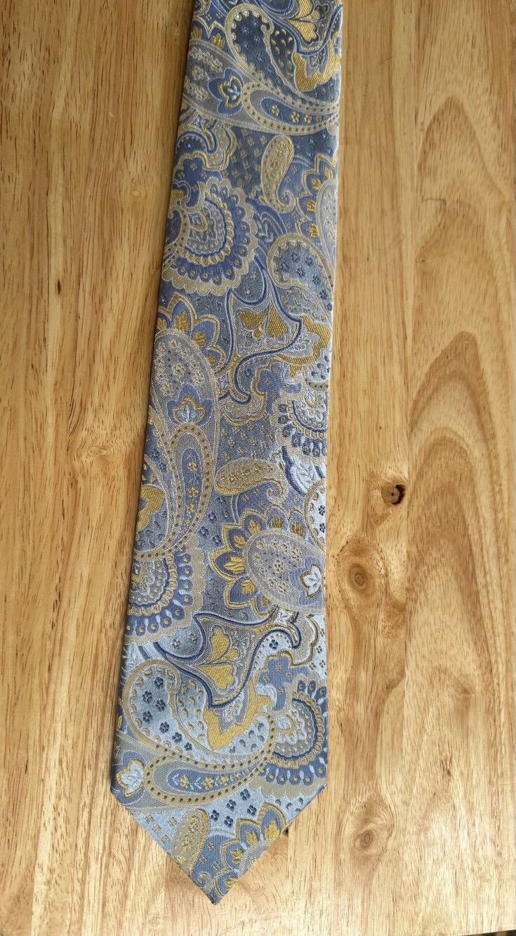 Geoffrey Beene Vintage Paisley Neck Tie 100% Silk Gold Blue Wedding Guest - Picture 14 of 16